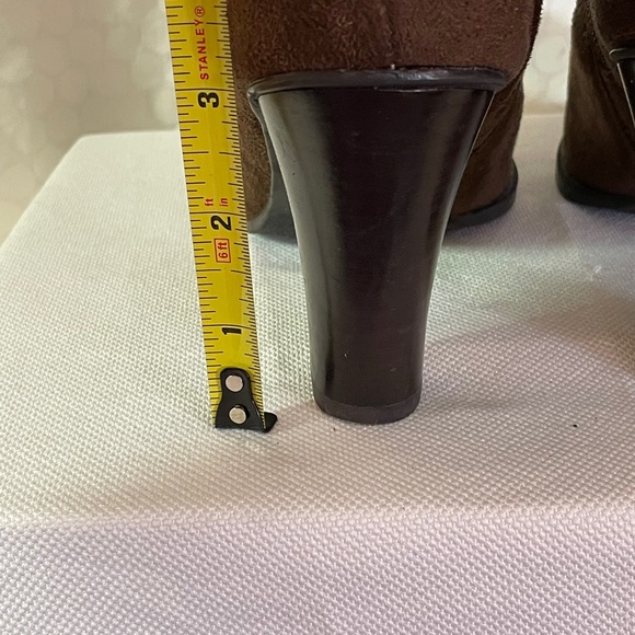 🔹Isaac Mizrahi Heeled Boots🔹 - Picture 5 of 8